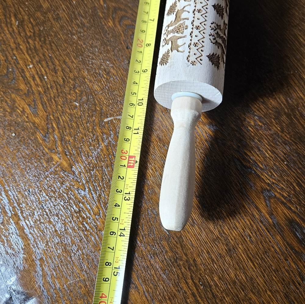 Christmas Pattern Embossed Rolling Pin - Picture 6 of 6